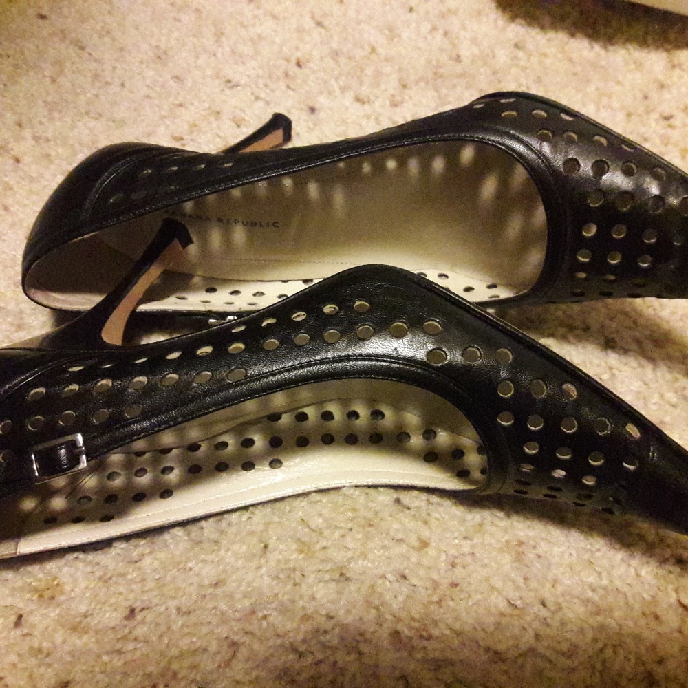 high heels - Picture 2 of 4